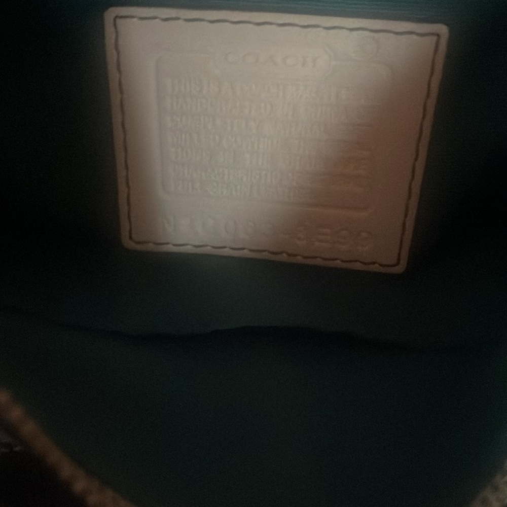Coach White Leather Shoulder Bag with Brown Leather Handle - Picture 5 of 5